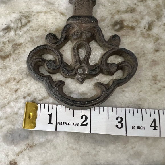 Hobby Lobby Brown Iron Vintage Key Wall Decor - Picture 4 of 6